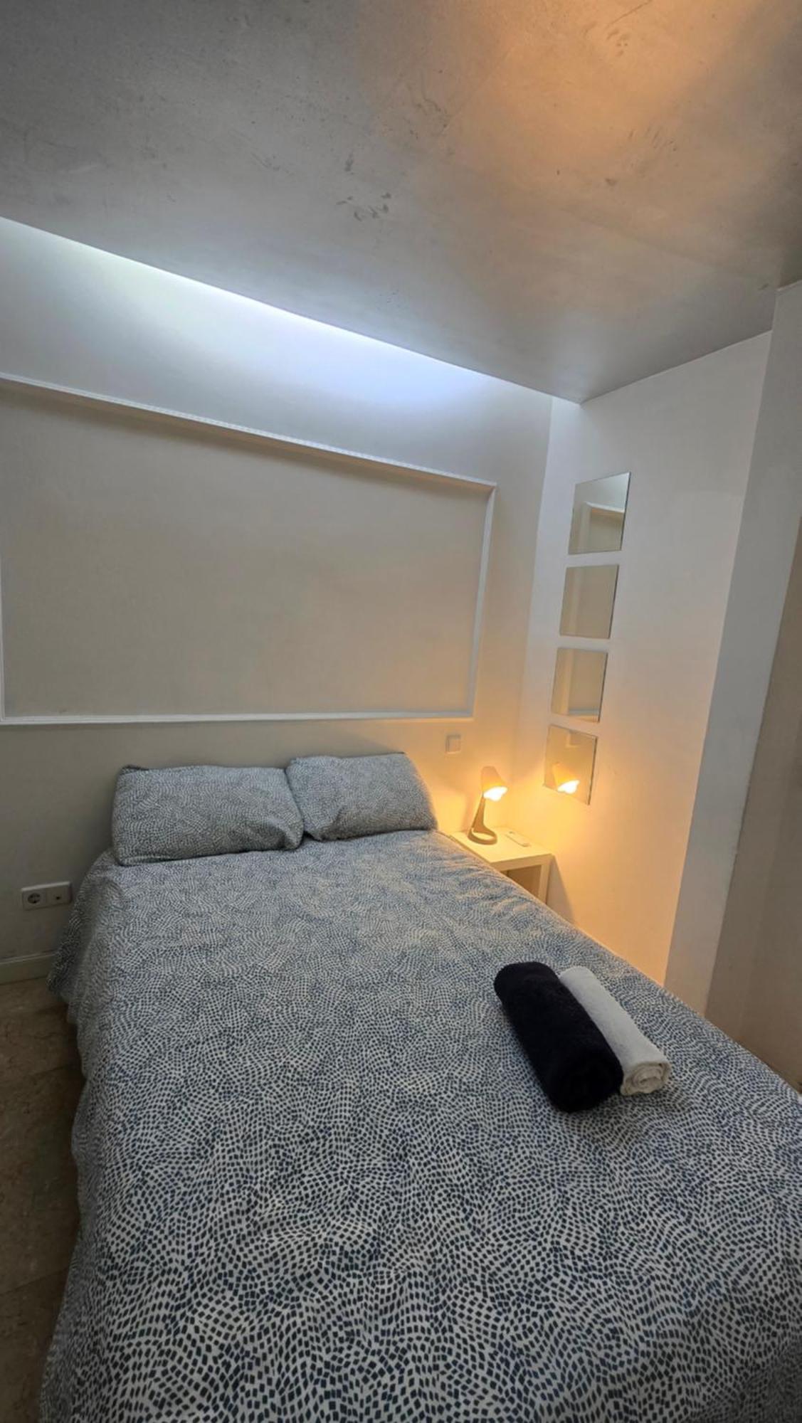 Mini Apartamento Lovely Chueca Madrid Ngoại thất bức ảnh